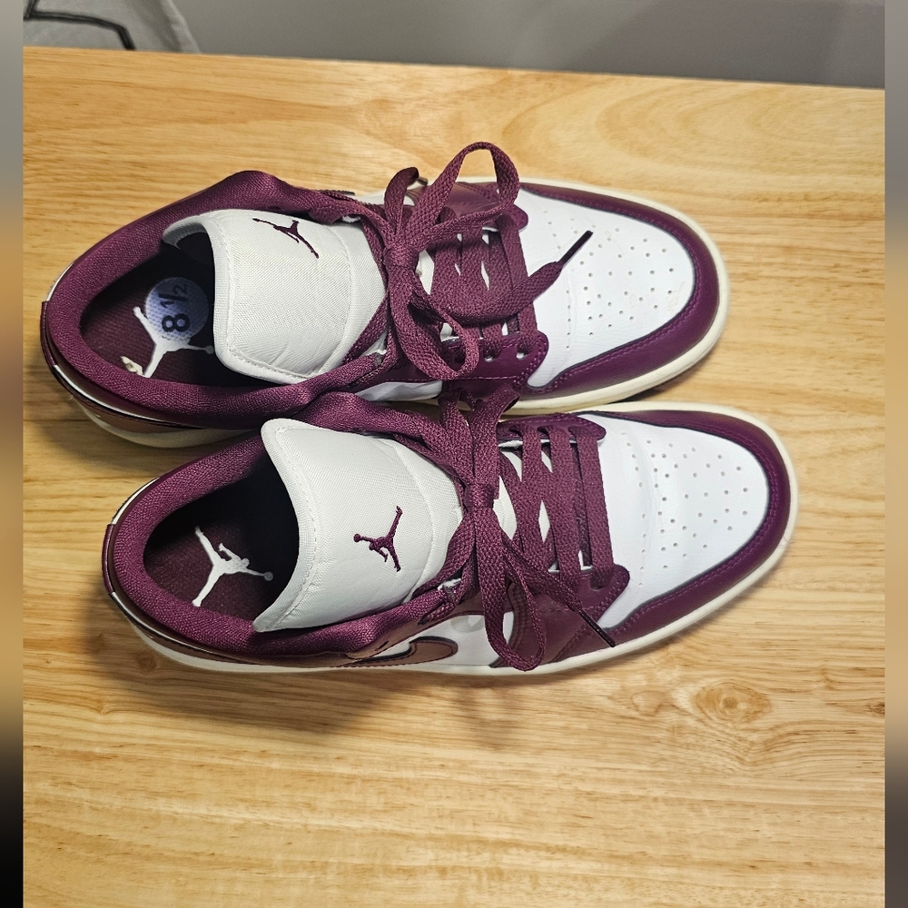 NIKE AIR JORDAN Womens Air Jordan 1 Low Bordeaux DC0774-161 MAUVE Size 8.5 - Picture 6 of 10